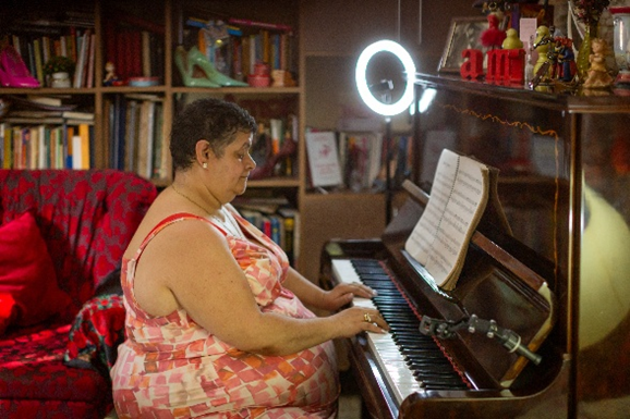Sandra Gonçalves living with obesity, Brazil
